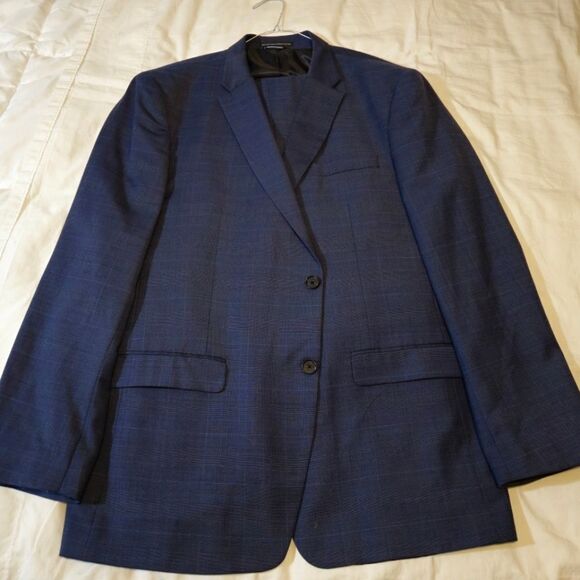 Tommy Hilfiger mens 46L - Picture 1 of 8